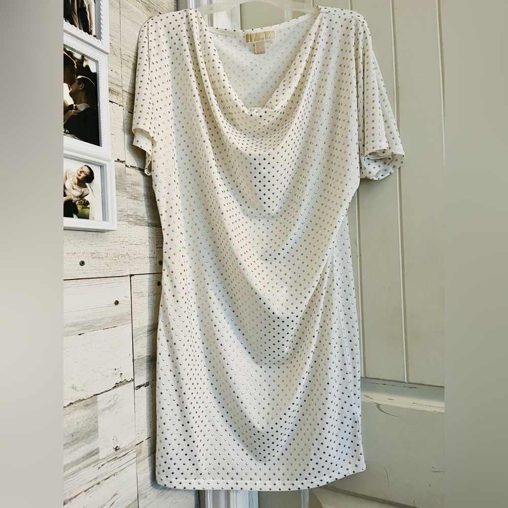 Michael kors mini dress like new only used one time size medium